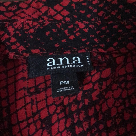 Blouse - Picture 2 of 2